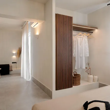 Polis Of Naxos Stylish 4* Naxos City