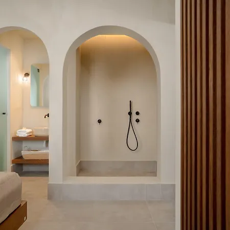 מלון דירות Polis Of Naxos Stylish 4*