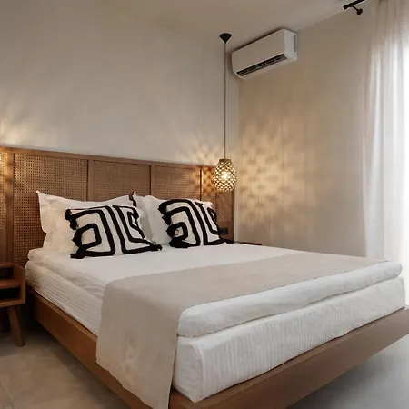 Polis Of Naxos Stylish Lejlighedshotel 4*