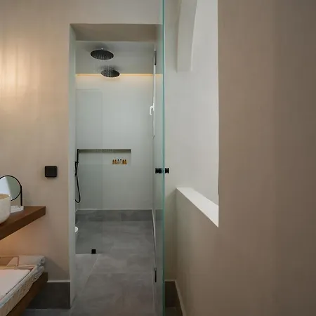 Polis Of Naxos Stylish Aparthotel *