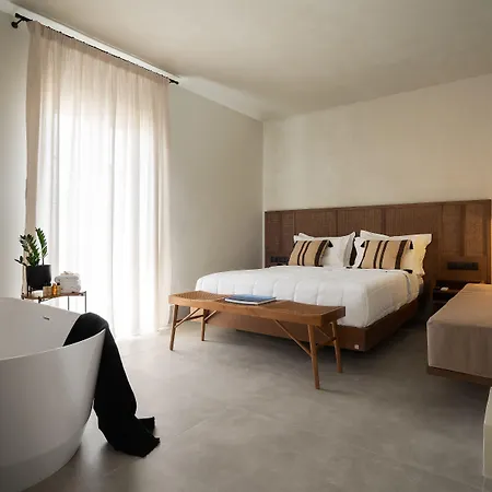 Polis Of Naxos Stylish Aparthotel 4*