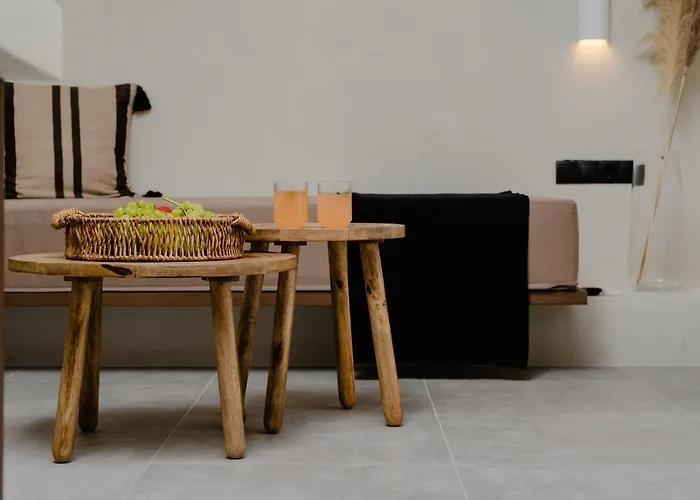 Polis Of Naxos Stylish Aparthotel