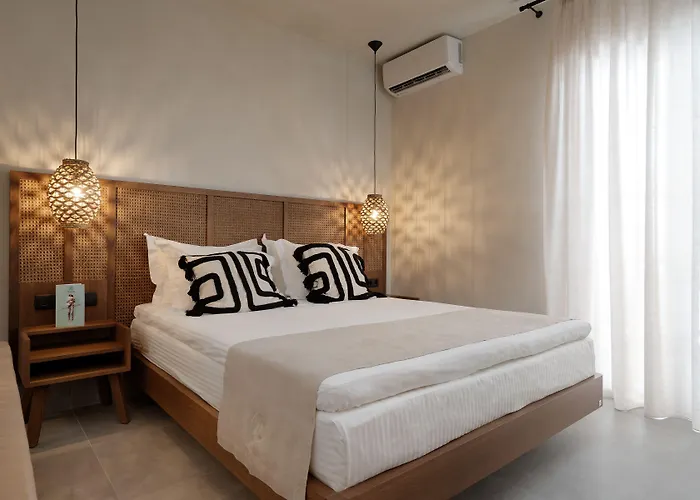 Polis Of Naxos Stylish 4*