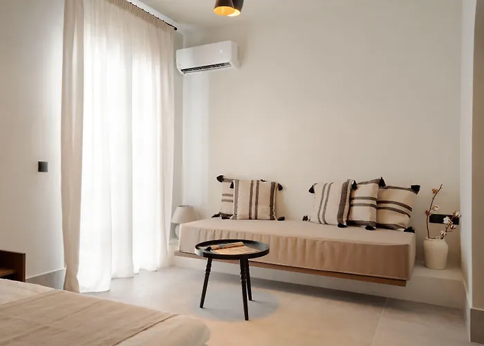 Polis Of Naxos Stylish Aparthotel